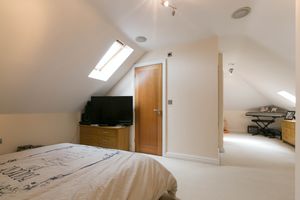 Bedroom- click for photo gallery